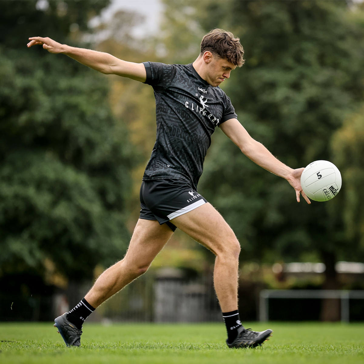 McKvr Clifford Jersey - Youth - Black/Charcoal