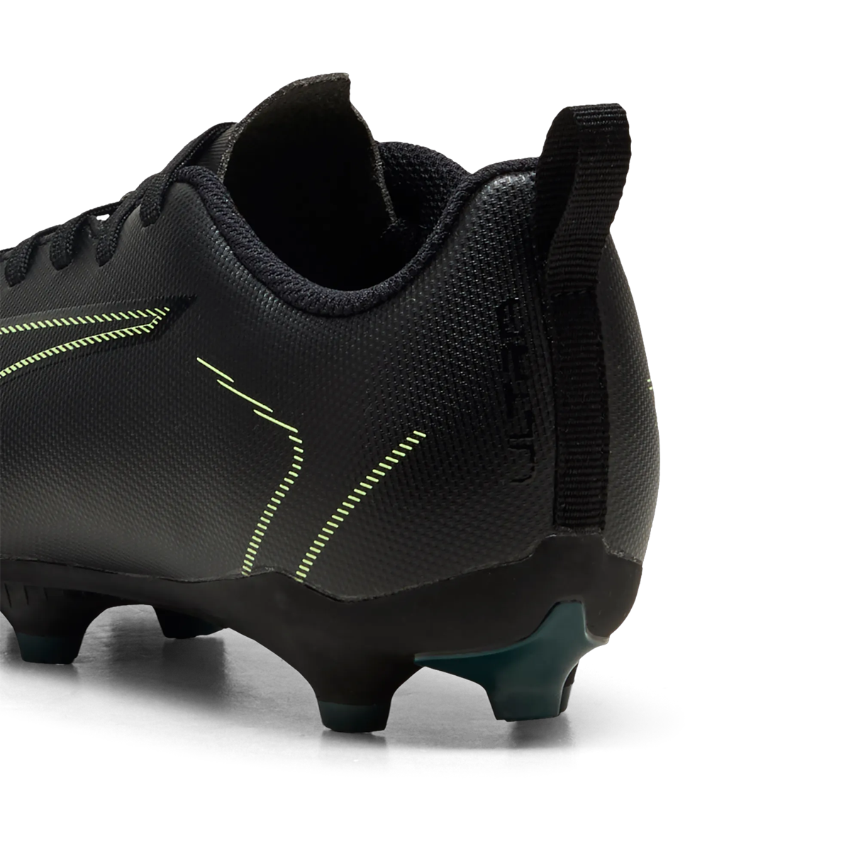 Puma Ultra 6 Play FG/AG JR Football Boots - Youth - Black/Fizzy Light/Green